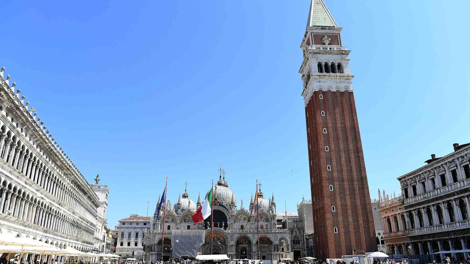 Ragioni per far fare a Bezos & Co. un giro in un angolo di piazza San Marco