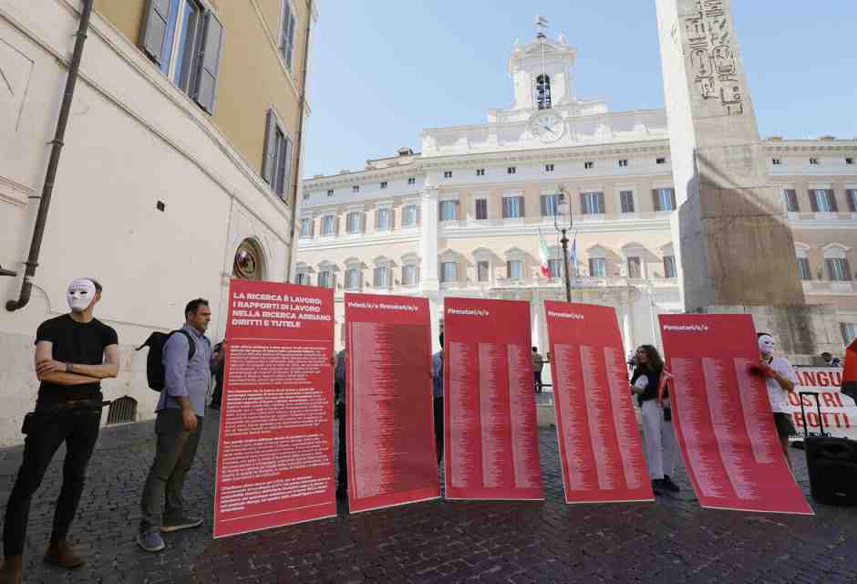 Pd in cortocircuito: sta con i ricercatori, ma quando il governo ne accoglie le richieste accusa il governo