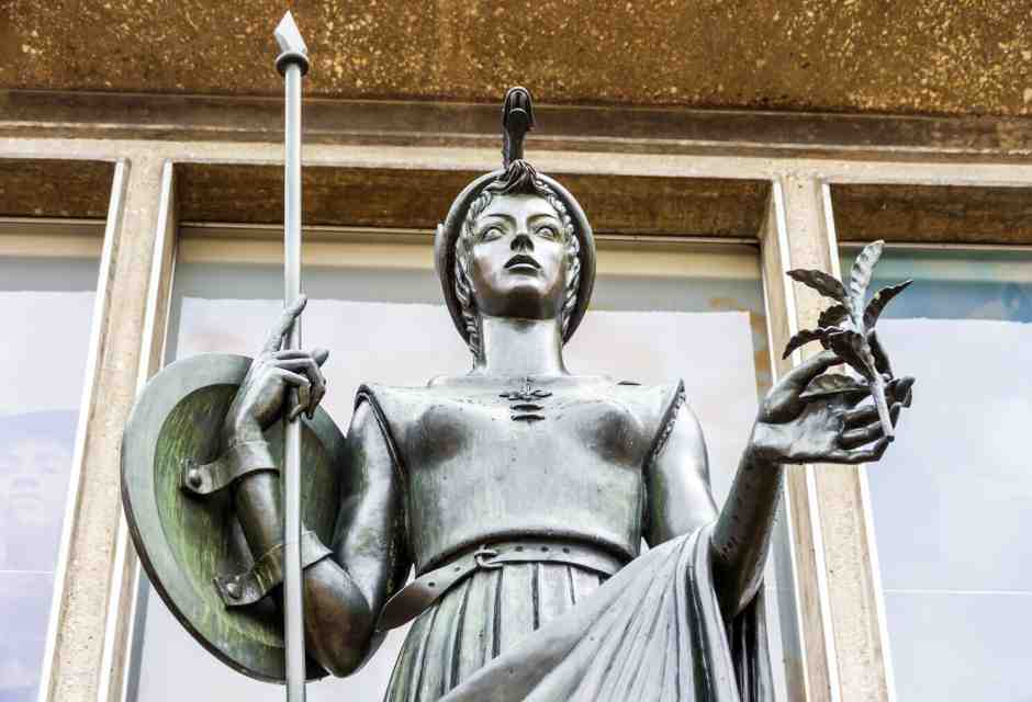 Donne di guerra. Filosofe, scrittrici e attiviste ripensano il femminismo nel buio dell’occidente