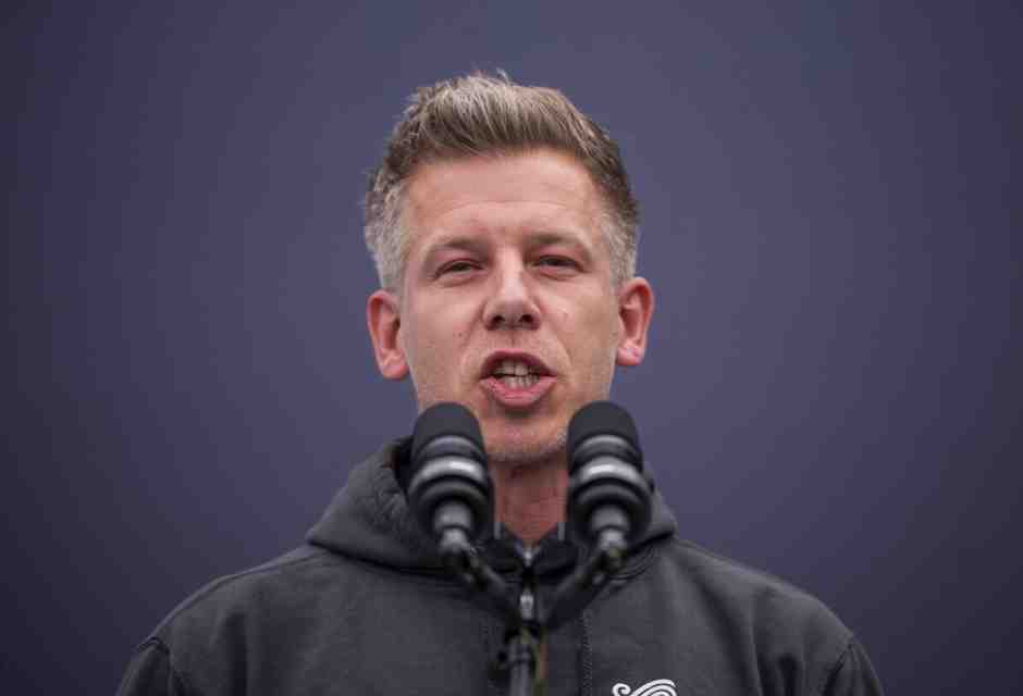 Il principale oppositore di Orbán non è andato al Pride