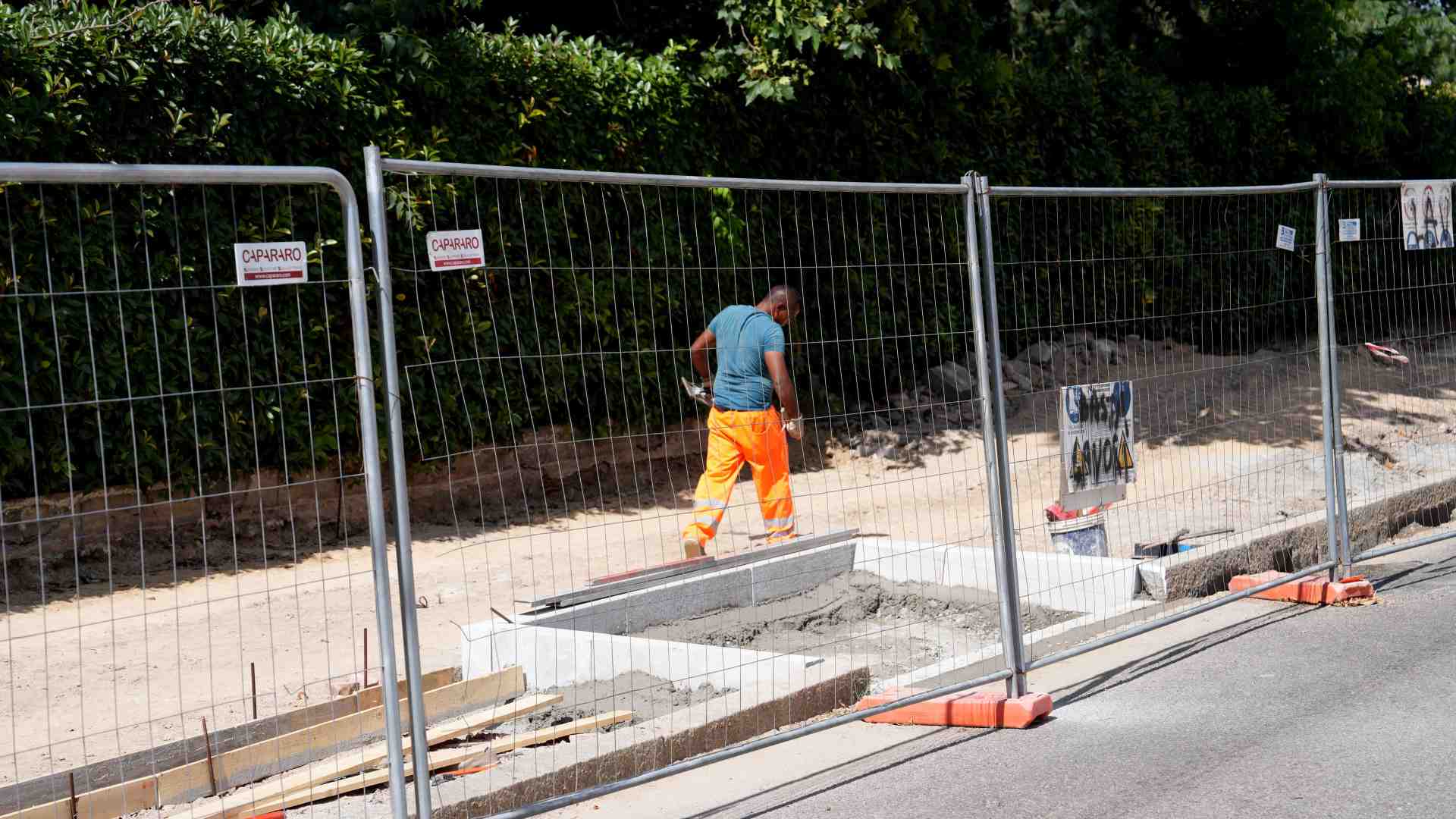 Campi, cantieri, logistica... : dove è vietato lavorare nelle ore calde