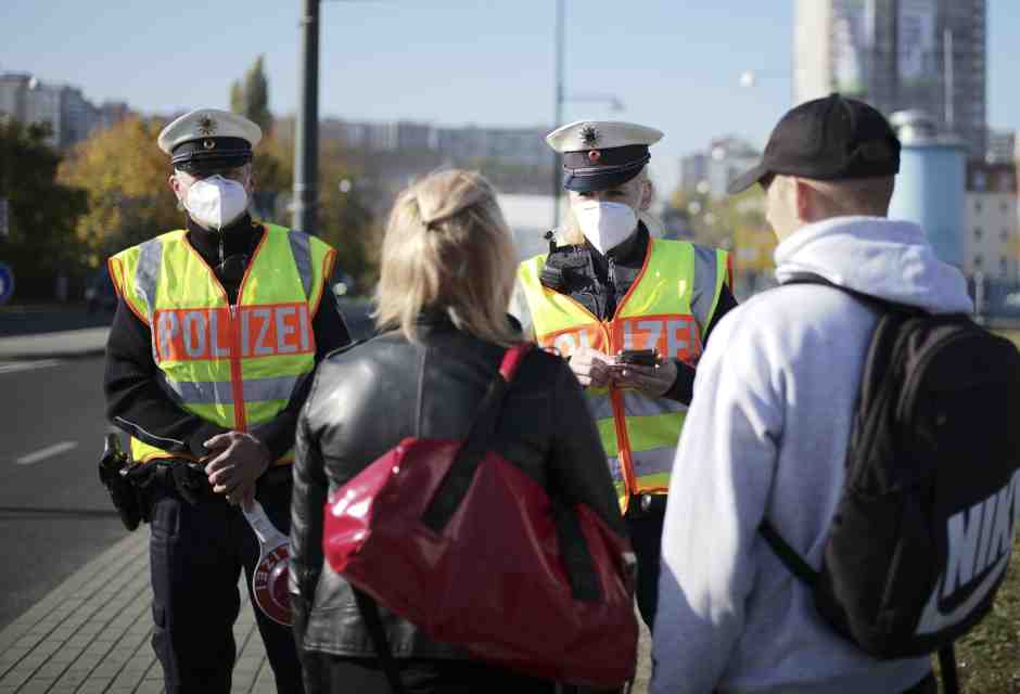 Schengen in crisi. Così riappaiono le frontiere in Europa