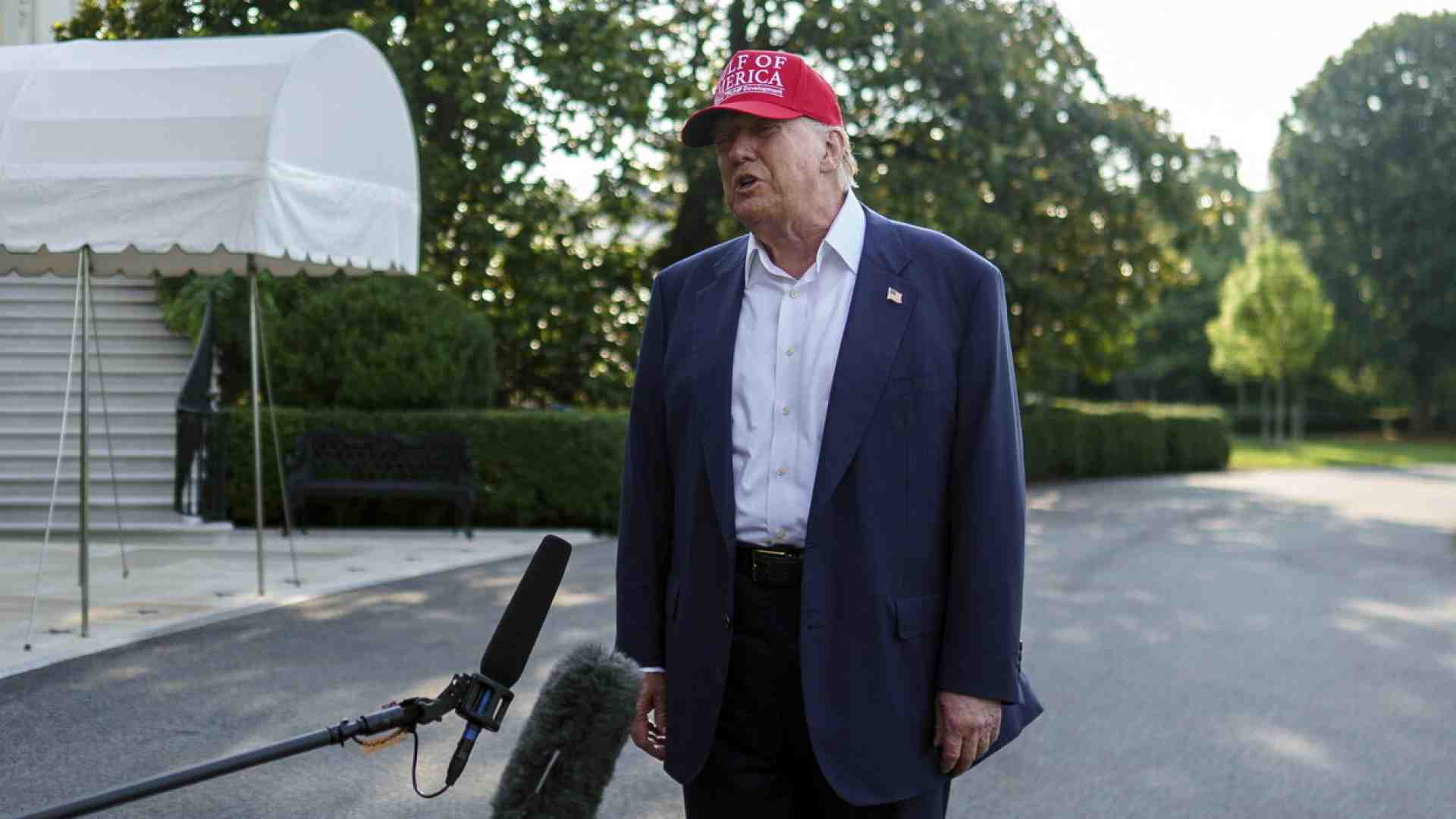 Dollaro debole e aumento del deficit pubblico il prezzo da pagare per l'America First di Trump