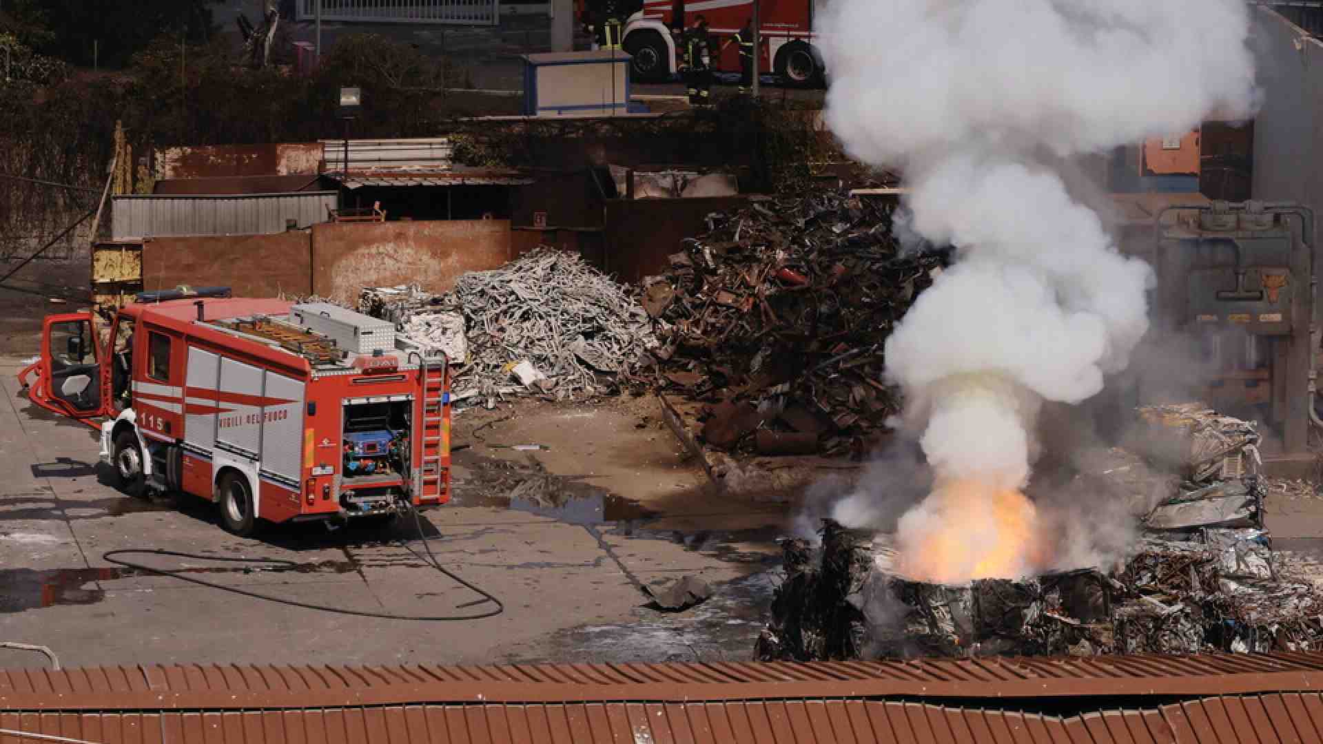 “Come un bombardamento”. Le testimonianze di soccorritori e residenti dopo l'esplosione a Roma