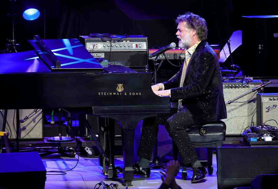 Rufus Wainwright dal pop alla lirica. “Hadrian” ha nelle voci la sua forza