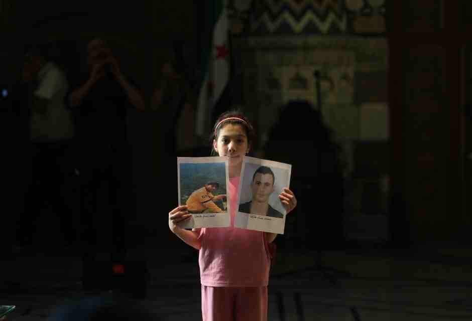La Siria alla ricerca degli scomparsi: “Siamo liberi grazie a loro”