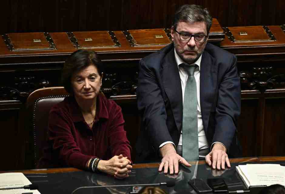 Bonus bebè, Giorgetti ci riprova e Roccella ci spera. Il ritorno del tormentone estivo della culla