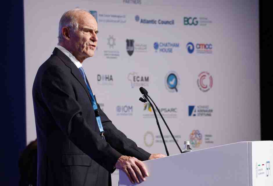 I contraccolpi delle tariffe Usa: l’eccesso di offerta cinese. Parla Bruni (Ispi)