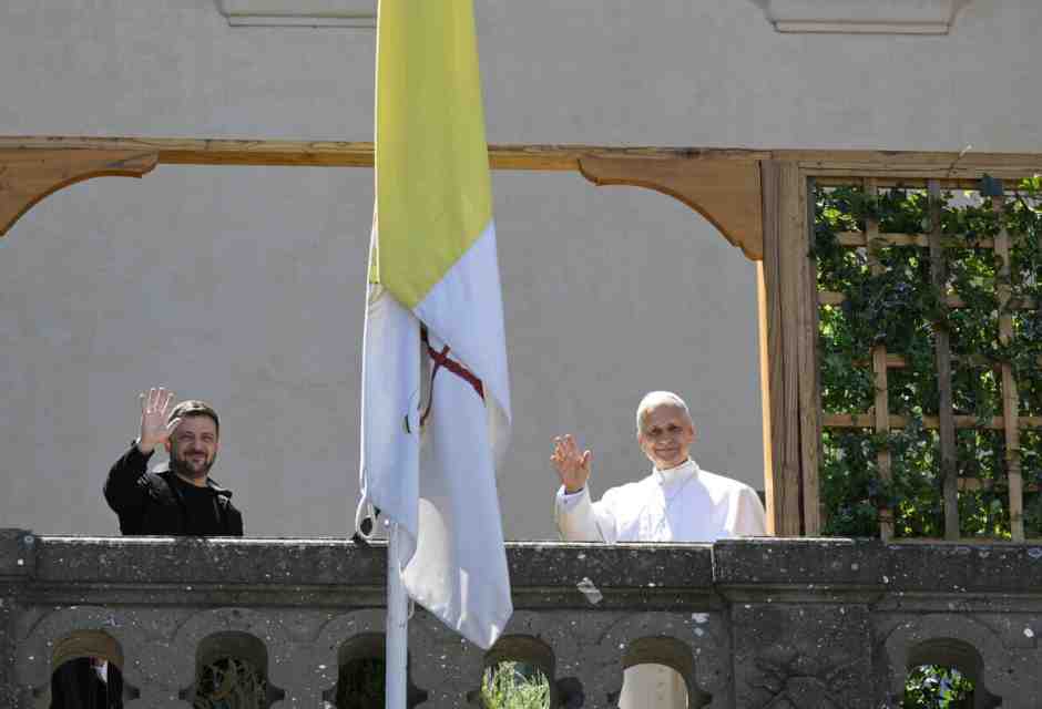 L'eccezione del Papa: è in vacanza ma riceve Zelensky a Castel Gandolfo