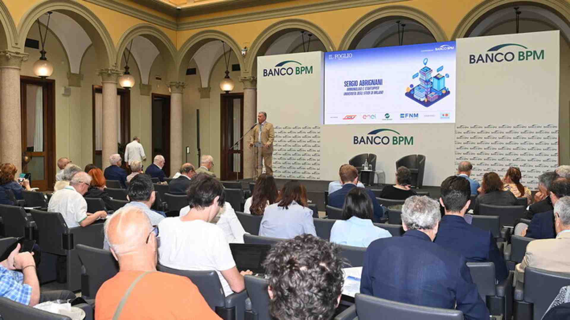 Smart city e futuro. Senza paura e retorica. Dibattito fogliante