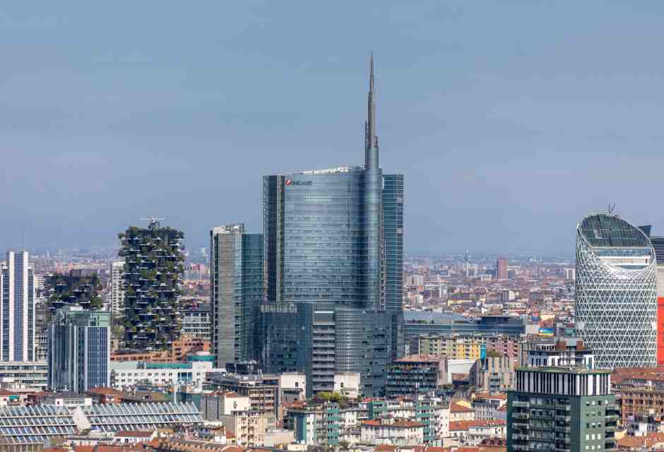 Unicredit-Bpm, il giallo della lettera e lo scontro rinviato con l’Ue