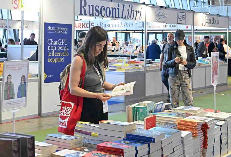 Una proposta: santificare il lettore che sa ancora stupirsi per ciò che legge