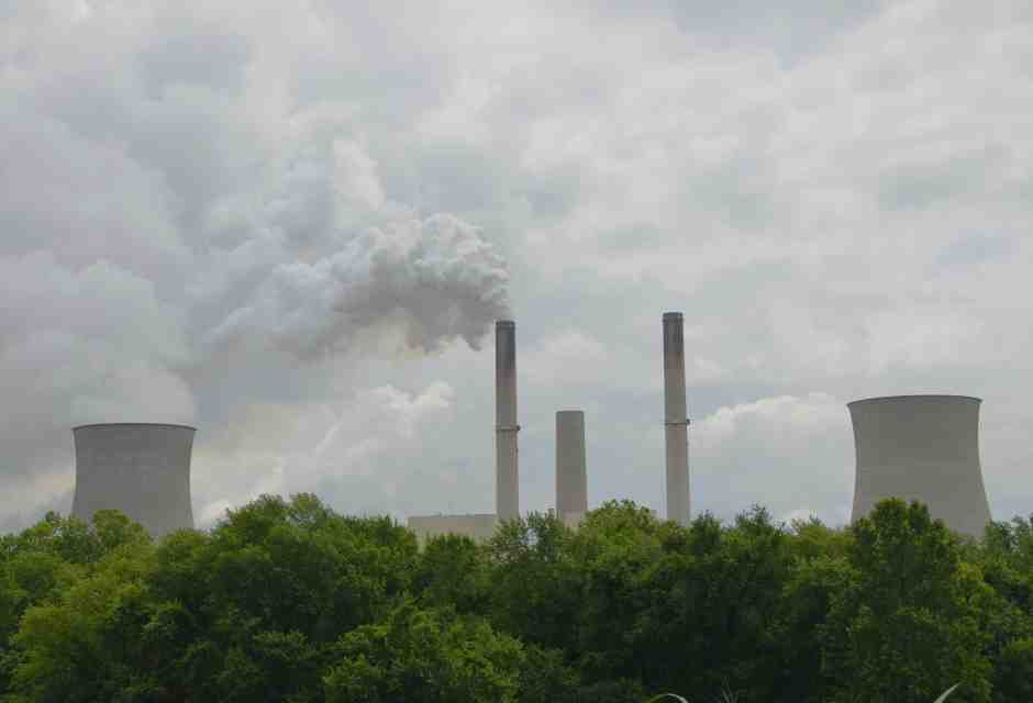 Chiari esempi di danni ambientali causati dal solito bigottismo climatico