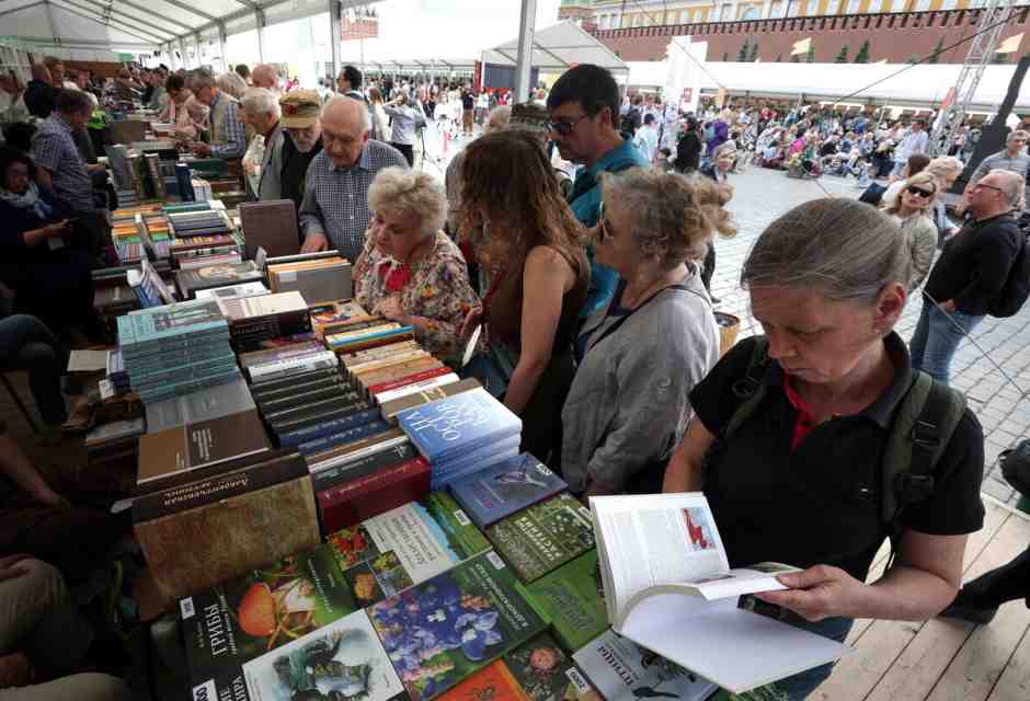 Che minaccia, il chiacchiericcio della società culturale