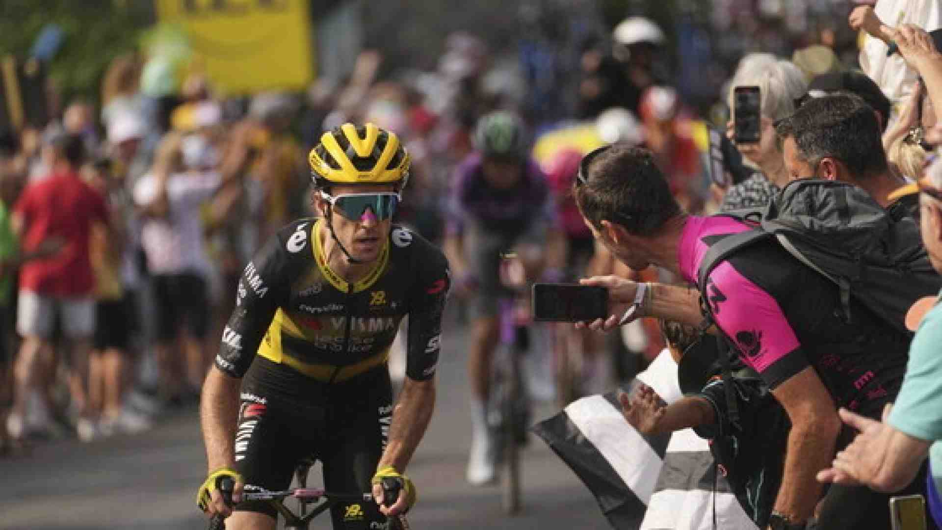 Tour de France 2025 | Simon Yates ha vinto la 10a tappa, Ben Healy in maglia gialla