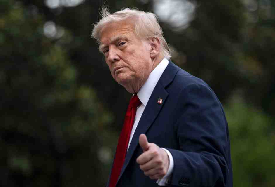 Dai farmaci all'agroalimentare: i settori commerciali più colpiti dai dazi di Trump