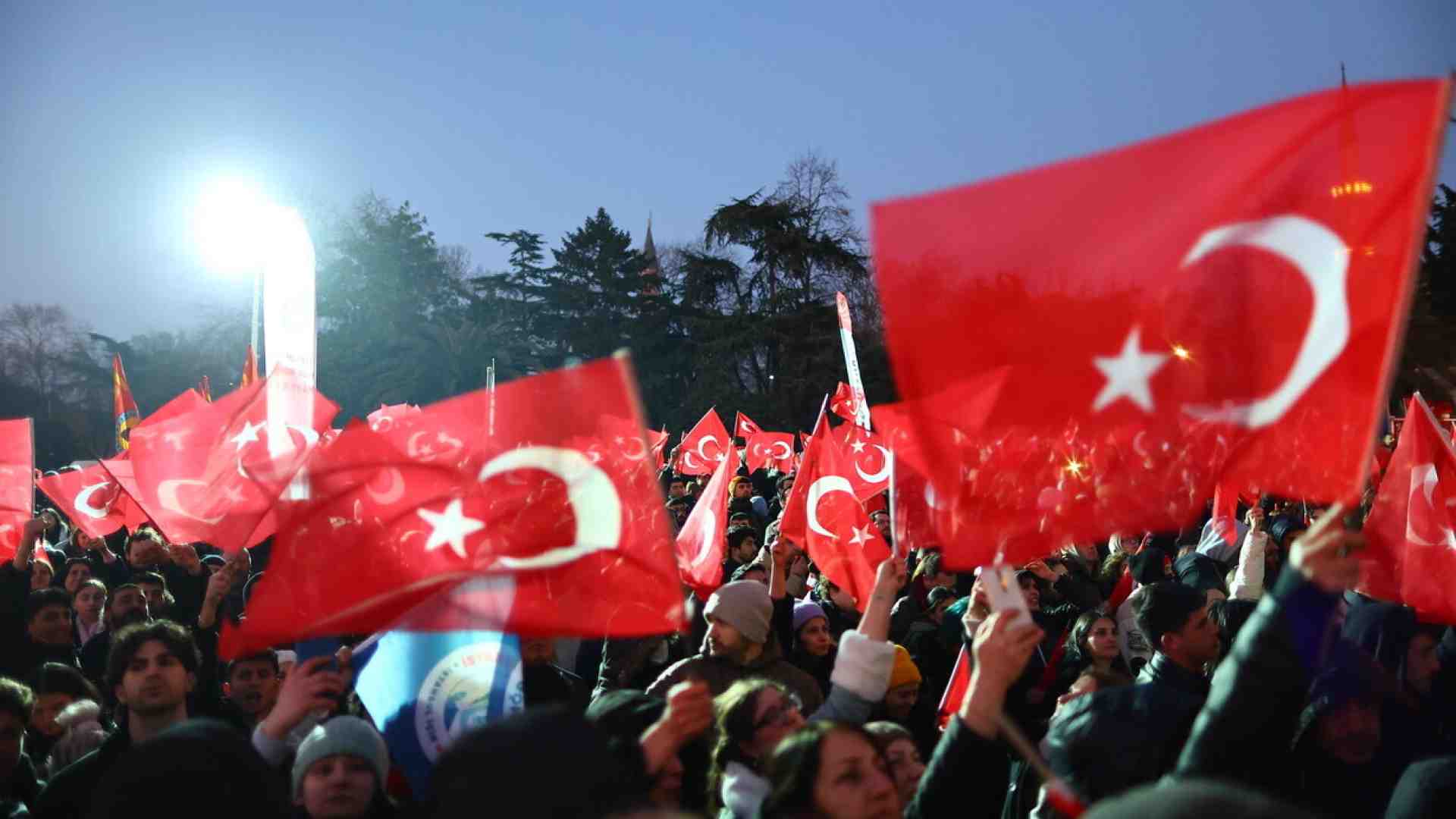 Arrestando il suo rivale Imamoglu, Erdogan stravolge la charme offensive in Europa e sui mercati