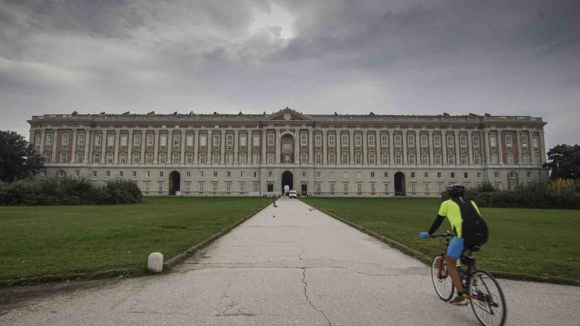 Il musicista putiniano che suona a Caserta e la responsabilità che manca