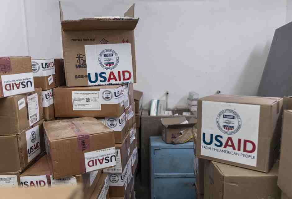 UsAid non funziona più. 500 tonnellate di cibo fatto scadere devono essere bruciate