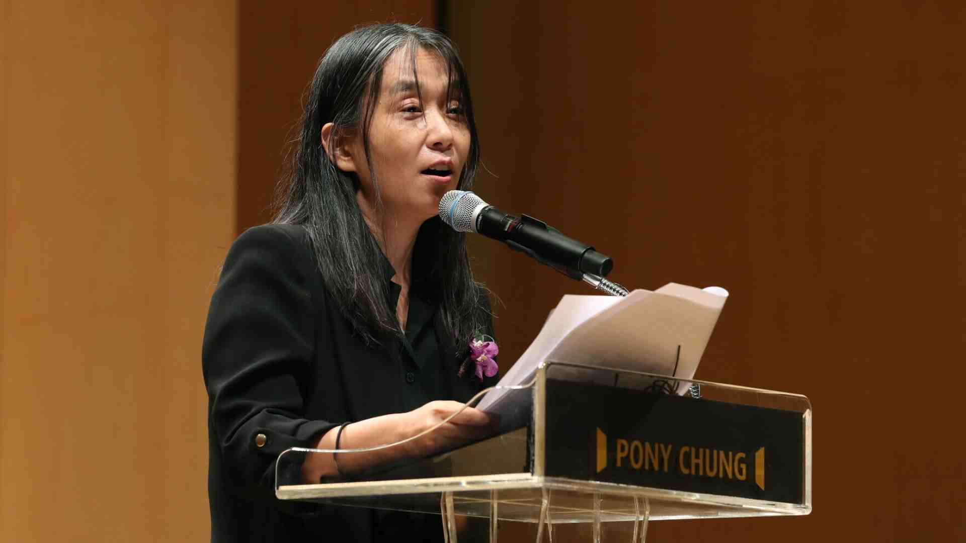 Gli scrittori con la kefiah che non vogliono essere tradotti in ebraico