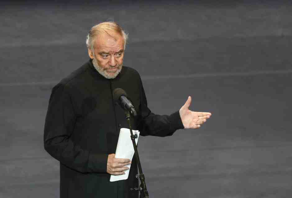 Non lasciate che Gergiev diriga a Caserta