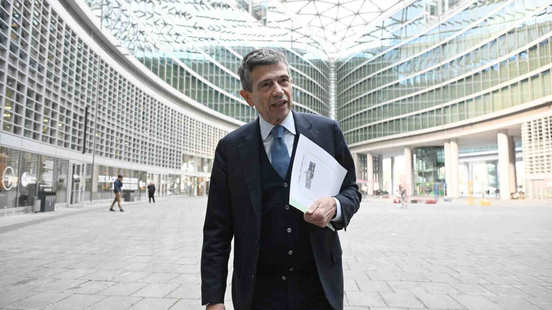 Lupi: “L’inchiesta? Io garantista. Non demonizzare gli investitori”