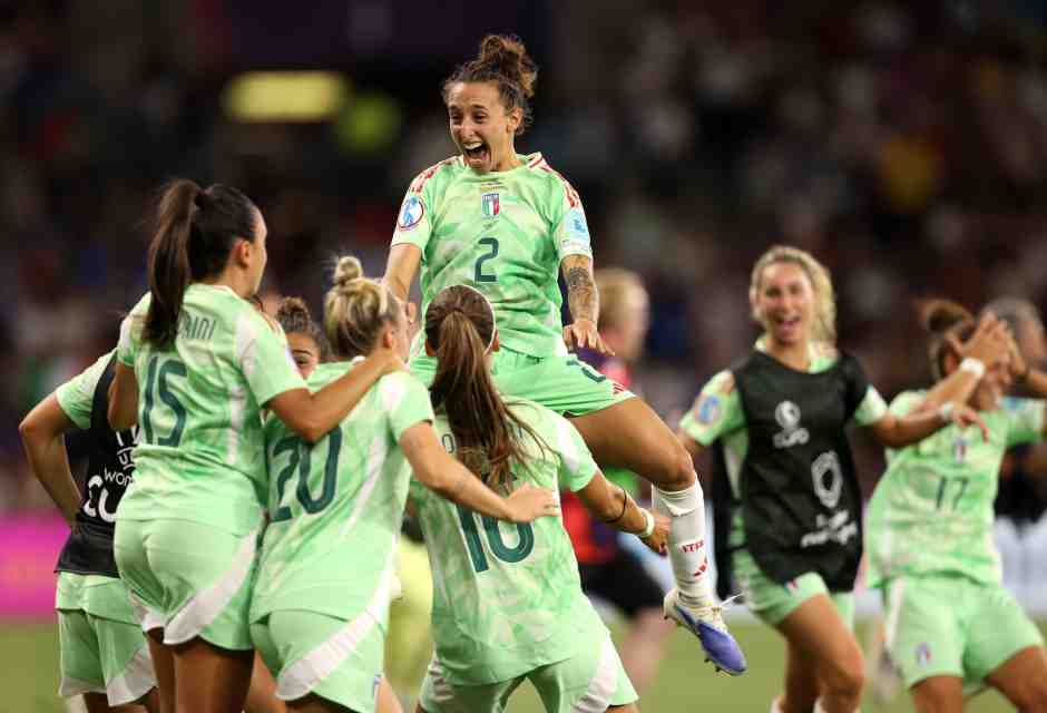 Le ragazze azzurre continuano a incantare il mondo