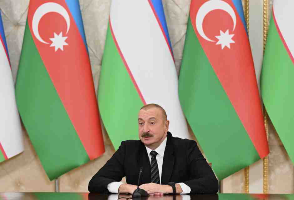 I complimenti di Baku a Kyiv