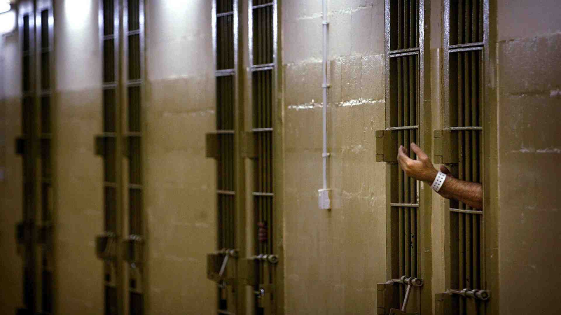 Le parole di Alberto Savinio, dopo due ore di prigione