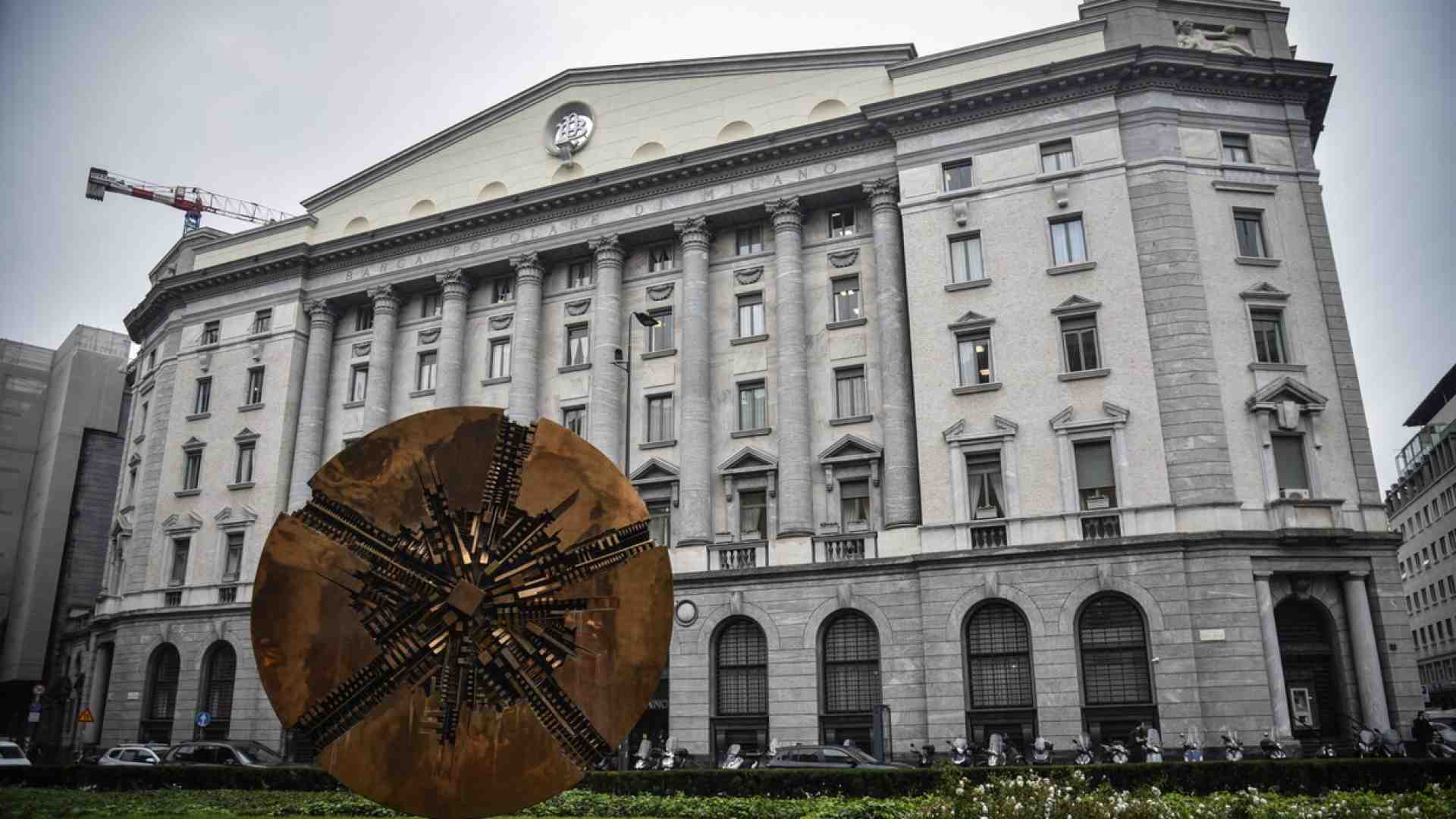 Che cosa fare ora Unicredit? Chi sogna l’opzione francese per Bpm? Come orientarsi nel risiko