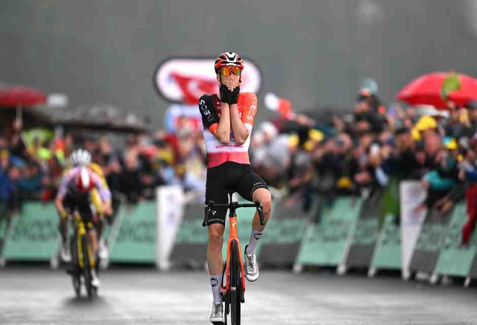 Tour de France 2025 | La visione di Primoz Roglic, il sole nella pioggia di Thymen Arensman