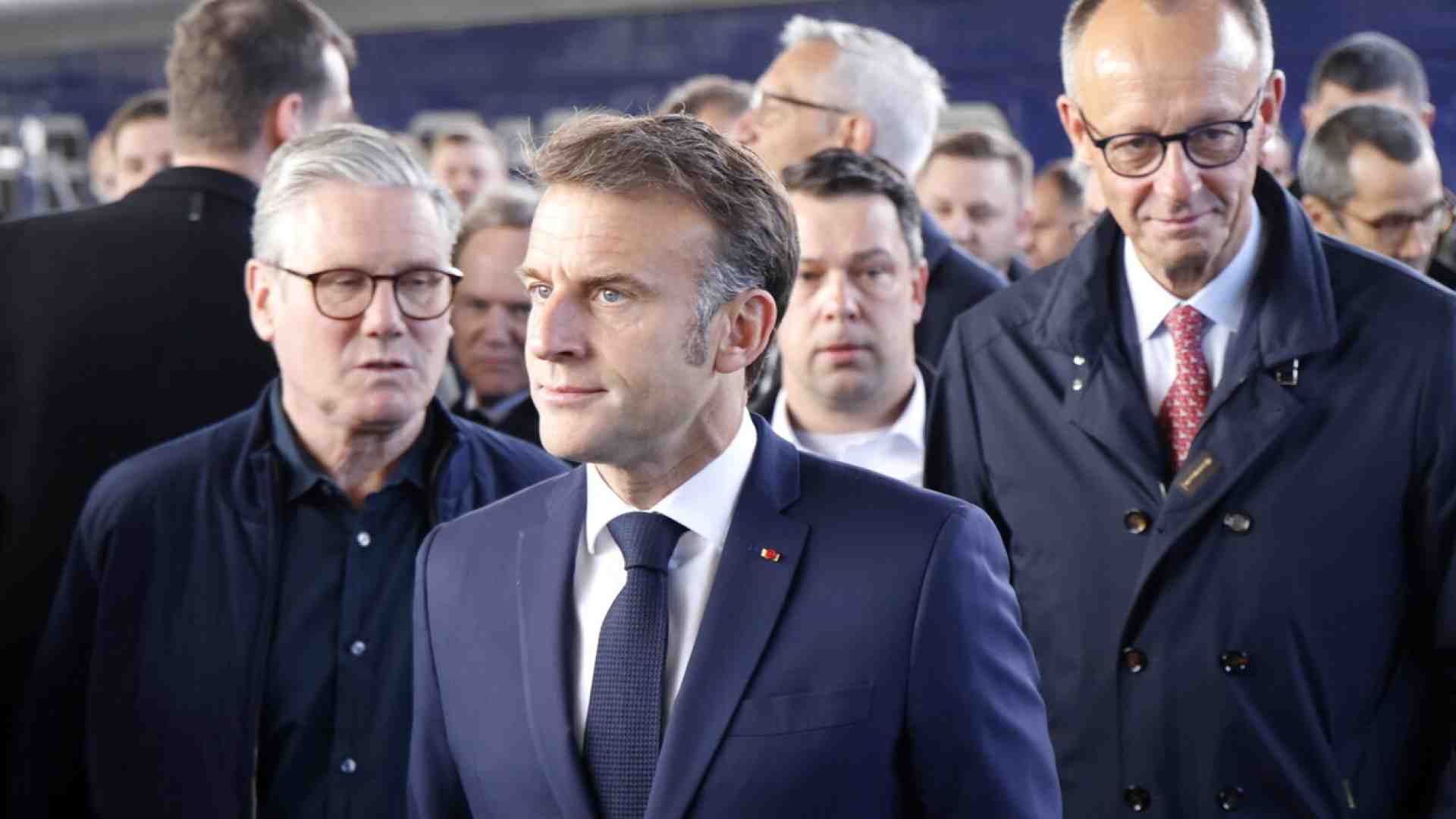 Le responsabilità degli esclusi dall’asse di Londra, Parigi e Berlino