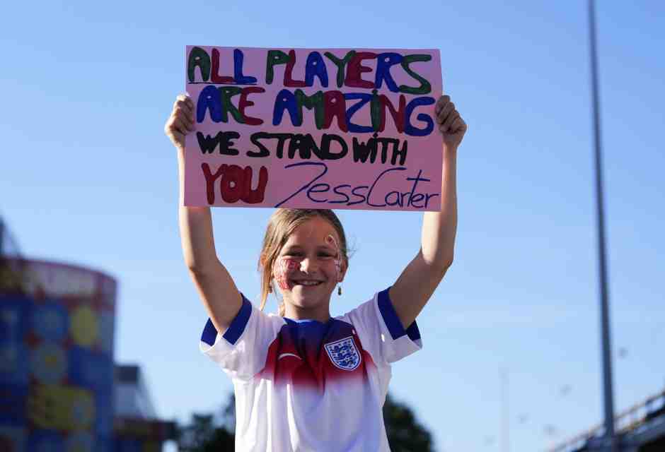 Inginocchiarsi prima delle partite non serve a nulla