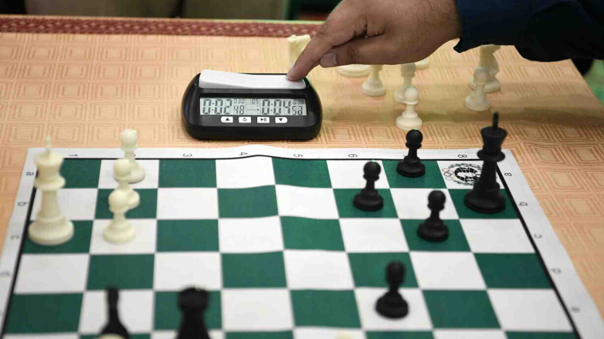 Dopo i duelli sulla scacchiera liberi tutti sul campo di calcio