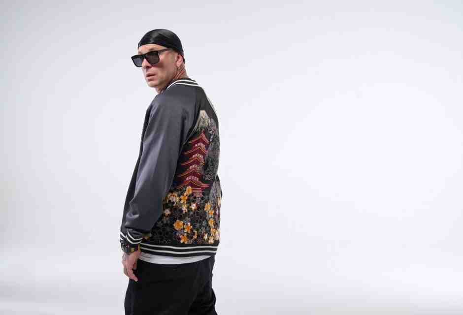 Clementino: "Alla riscoperta del mio rap, guidato da Verne, Hillman e Bukowski"