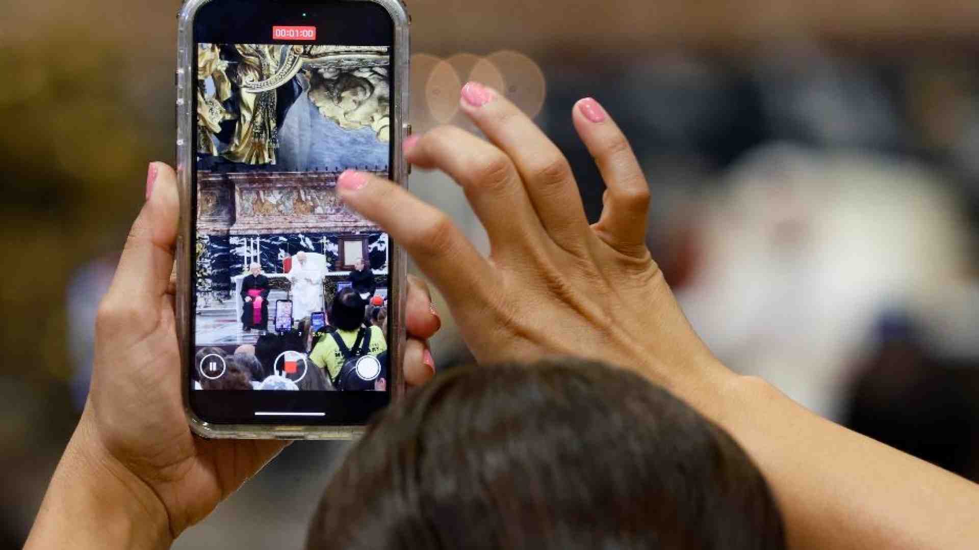 Leone XIV agli influencer: «Non contano i follower. Siate agenti di comunione»