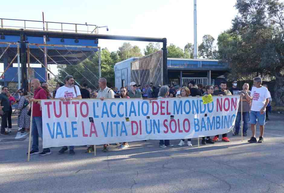 Il destino dell'Ilva e la promessa di una morte rallentata