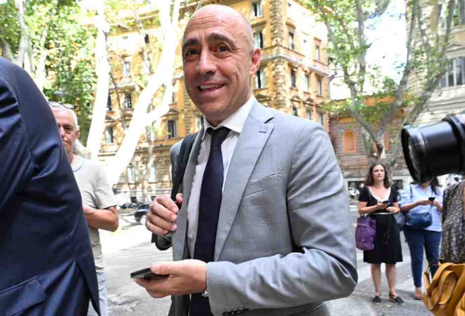 Chi è il Piero Bitetti, il sindaco dimissionario di Taranto