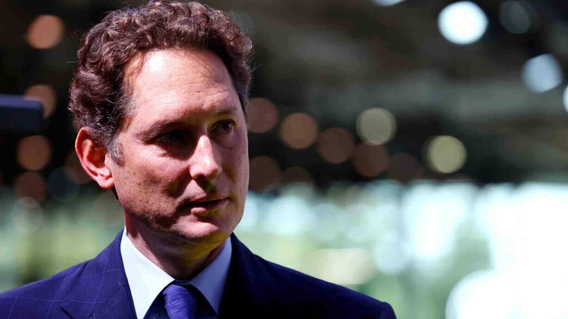 Cosa cambia nell’automotive se Elkann vende anche Iveco