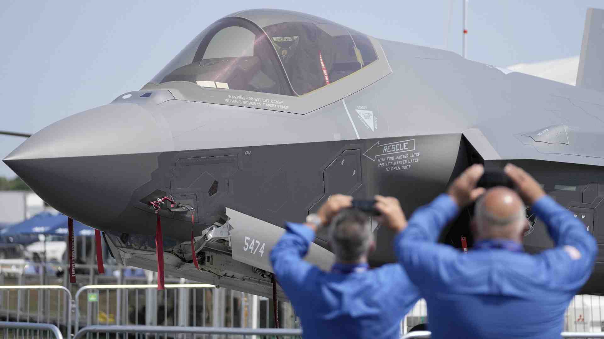 L’Italia aderisce al fondo Safe: la svolta sui prestiti Ue per la difesa