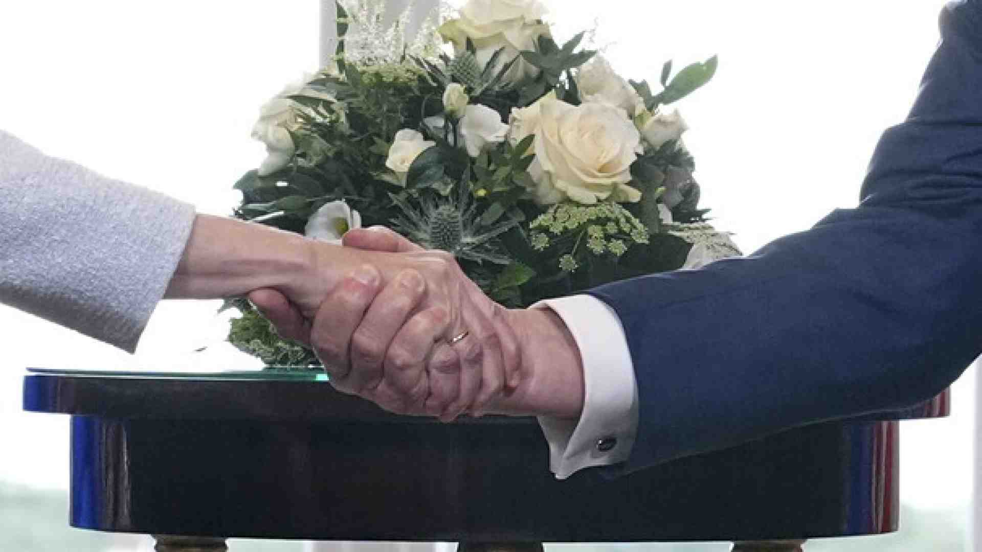 La falsa promessa di Von der Leyen a Trump su gas e petrolio