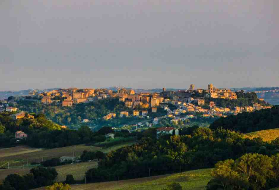 L'Italia interna che non vuole i turisti