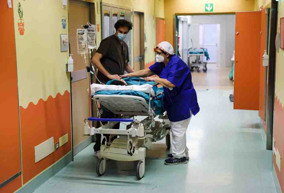 Cosa rischia una sanità ostaggio della politica