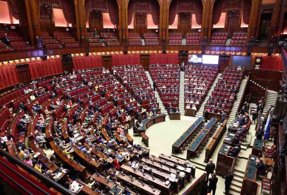 Un'inarrestabile demolizione, da destra a sinistra