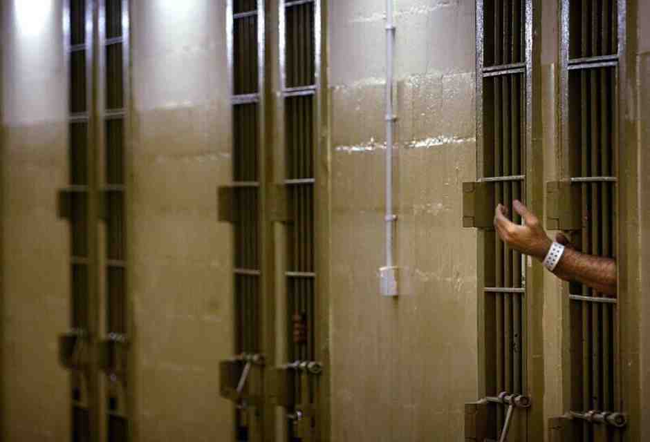 L’estate in cella. Storie dal carcere di Rebibbia