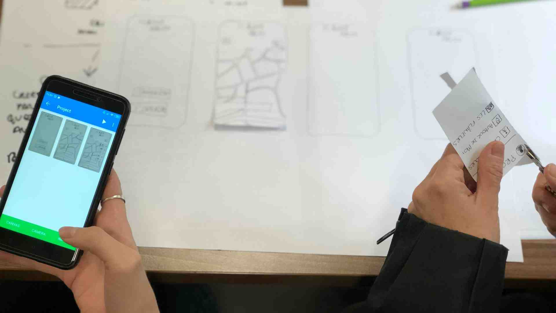 Come funziona negli altri paesi europei l'uso dello smartphone a scuola
