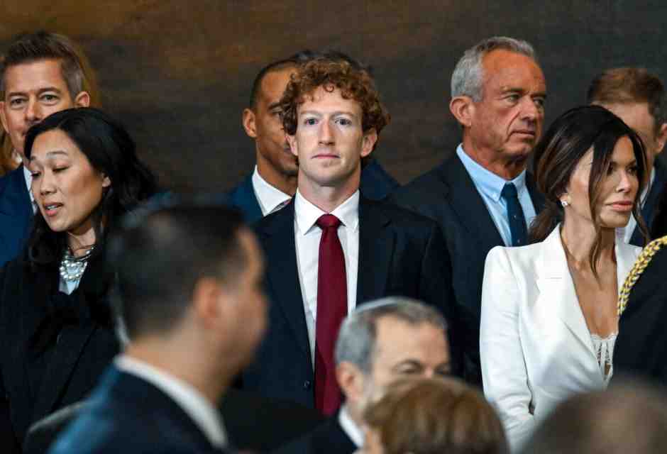 Zuckerberg sempre più Maga. Chiude la scuola per famiglie svantaggiate fondata dalla sua associazione