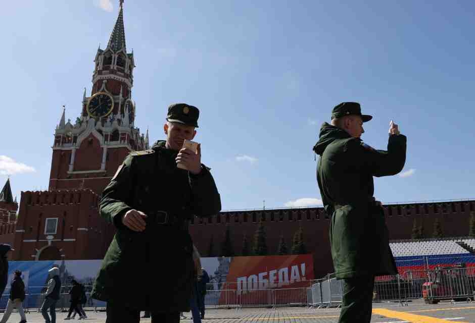 Whatsapp a rischio esclusione in Russia: il nuovo fronte della sovranità digitale di Putin