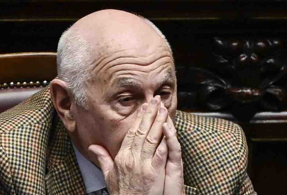 Almasri, richieste di processo per Nordio, Mantovano e Piantedosi. Il derby con Ilaria Salis