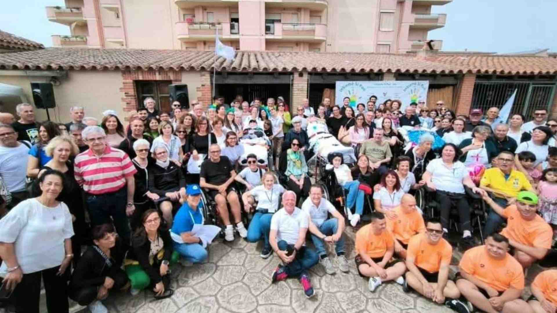 «In Sardegna scegliamo la vita. Spezzando la solitudine»